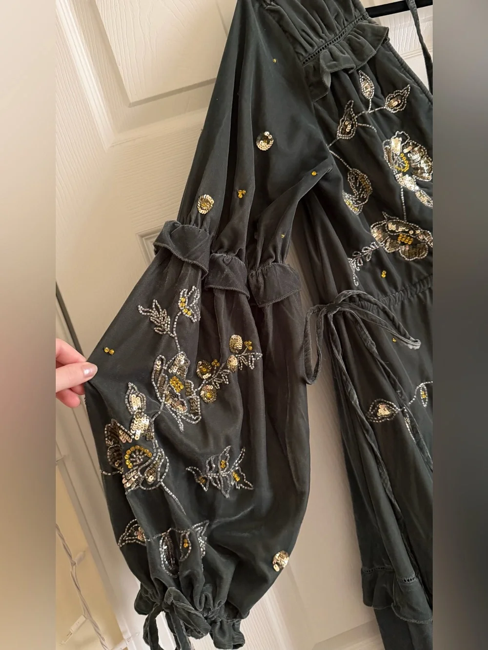 Embroidered Velvet Women's Dress - Picture 5 of 8